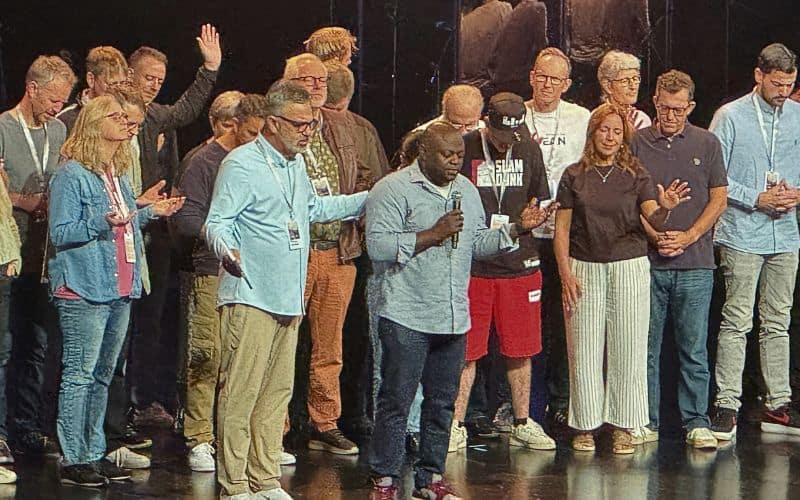 Copy of 2016 Con Pic